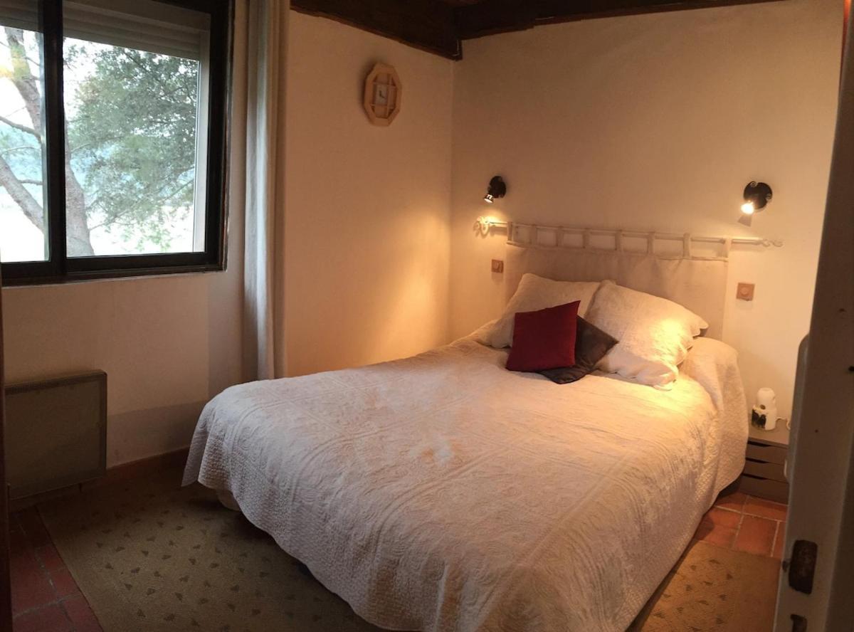 Le Castellas - Gite En Pleine Nature Montmirat 外观 照片