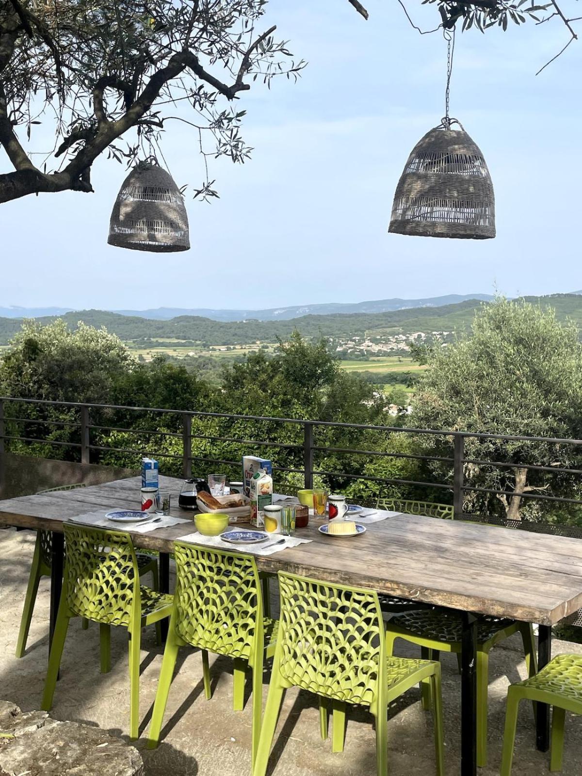 Le Castellas - Gite En Pleine Nature Montmirat 外观 照片