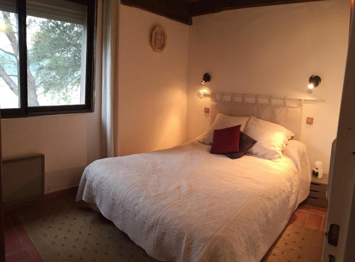 Le Castellas - Gite En Pleine Nature Montmirat 外观 照片